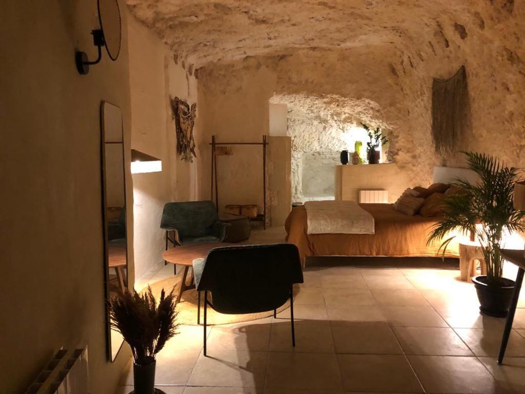 Les Troglos De La Tufoliere Rochecorbon Exterior foto